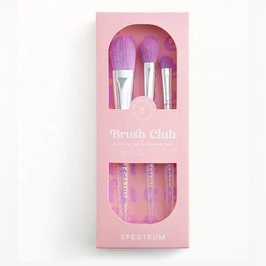 Spectrum Brush Club 3-Piece Face Brush Set
NIB**